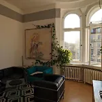 Modern Meets Classic - Near Volkspark Schoeneberg דירה ברלין