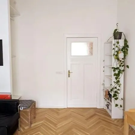 Modern Meets Classic - Near Volkspark Schoeneberg