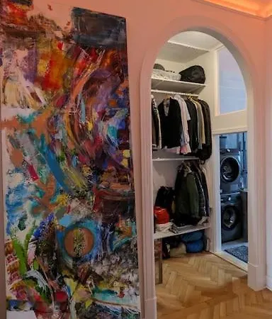 Apartmán Modern Meets Classic - Near Volkspark Schoeneberg *