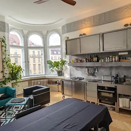 Apartment Modern Meets Classic - Near Volkspark Schoeneberg Berlin