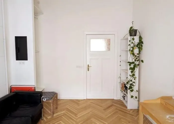 Modern Meets Classic - Near Volkspark Schoeneberg